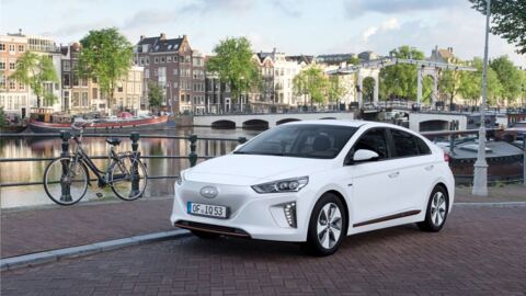 Hyundai Ioniq Electric 28 kWh